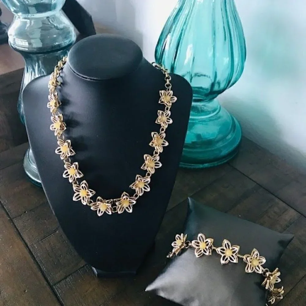 Coldwater Creek Cream Enamel Flower Necklace and Bracelet Set